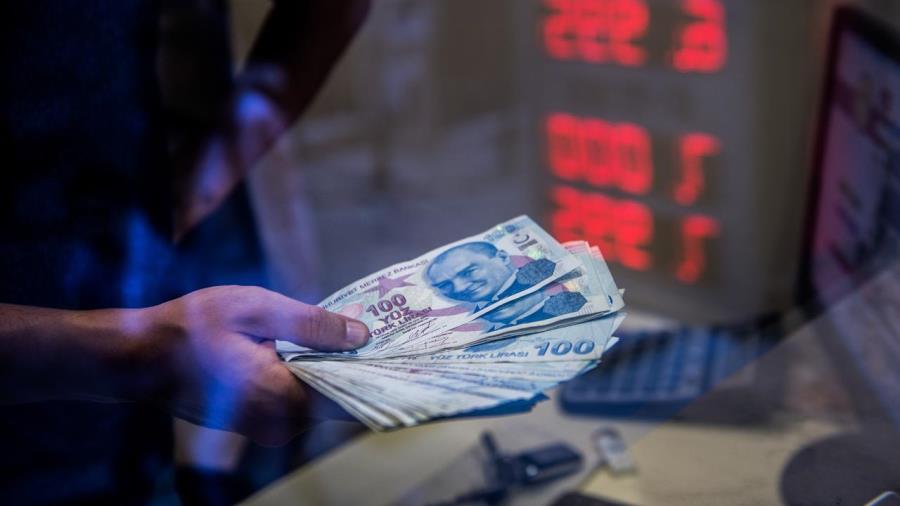 Lira Turke nuk ndal renien, Erdogan premton uljen e inflacionit